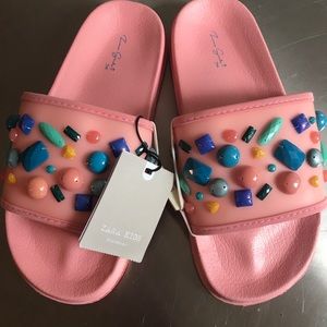 Girls Slides sz 2